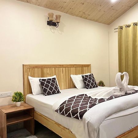 Ahava Kasol Riverside Cafe And Cottages ภายนอก รูปภาพ