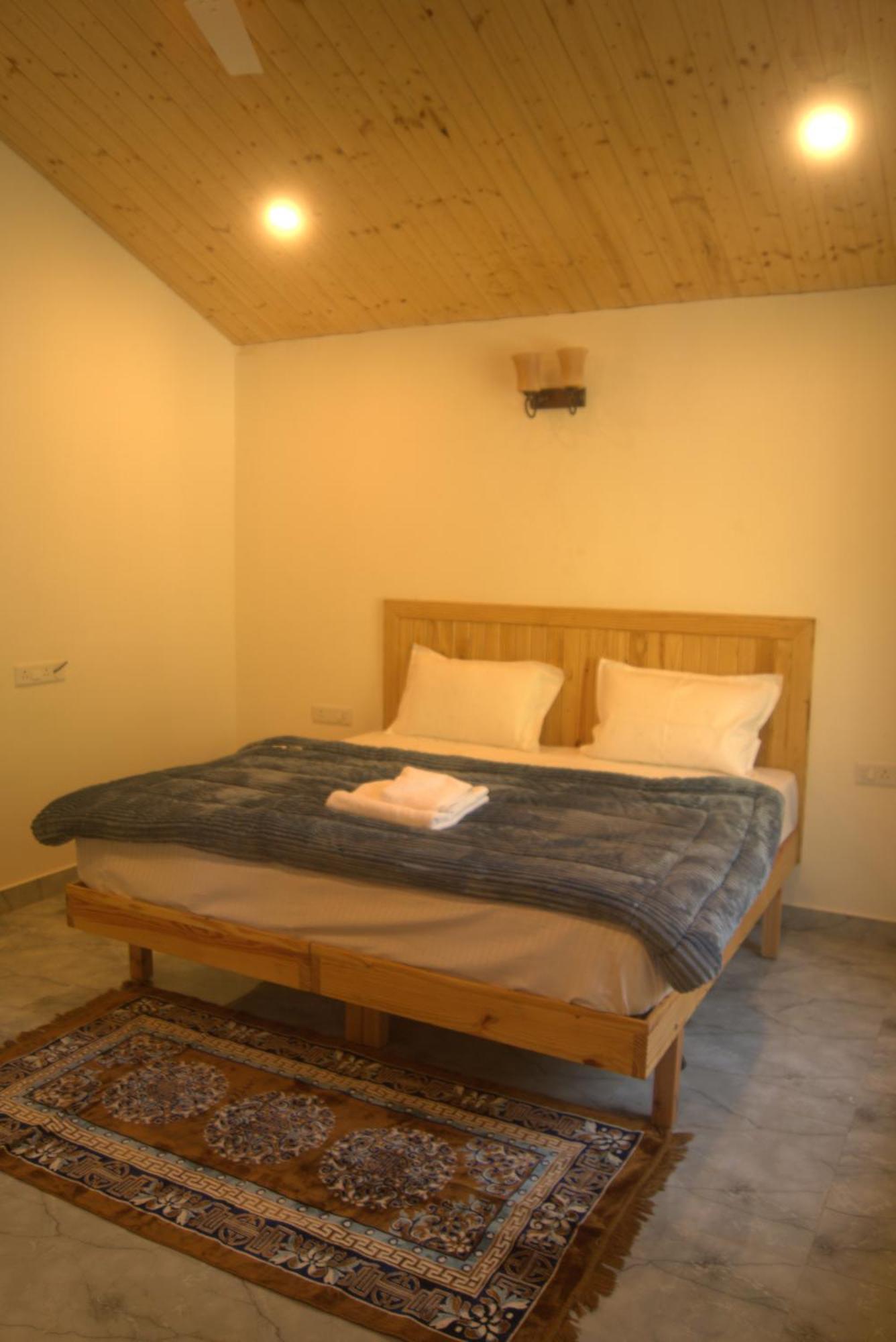 Ahava Kasol Riverside Cafe And Cottages ภายนอก รูปภาพ