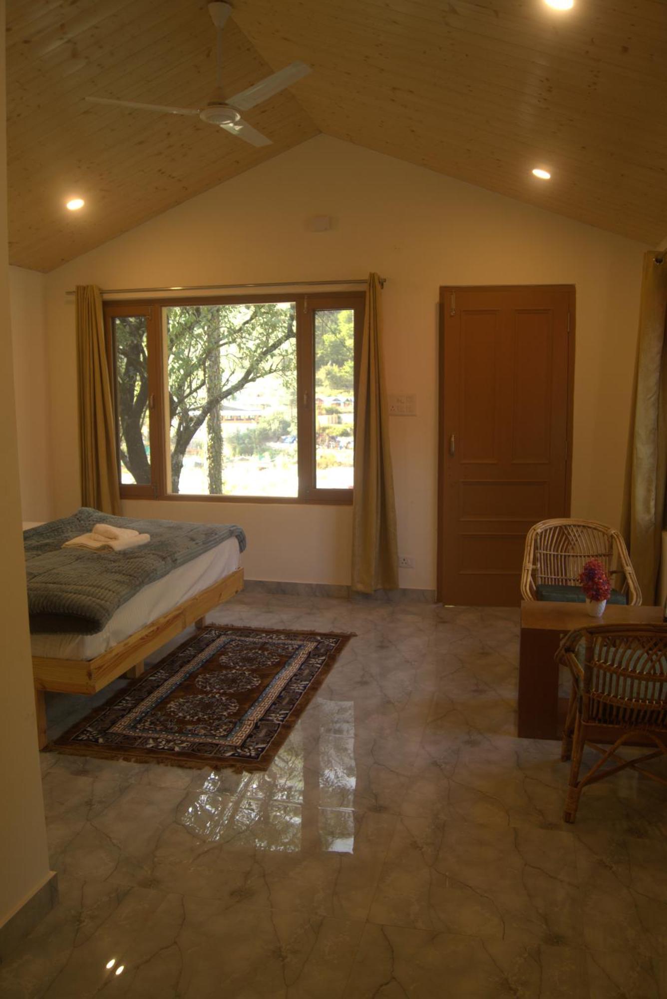 Ahava Kasol Riverside Cafe And Cottages ภายนอก รูปภาพ